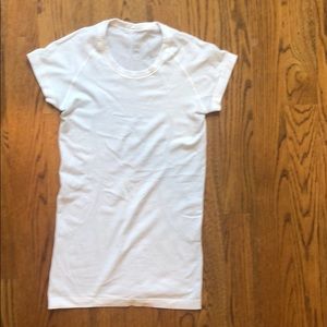 white lulu lemon top